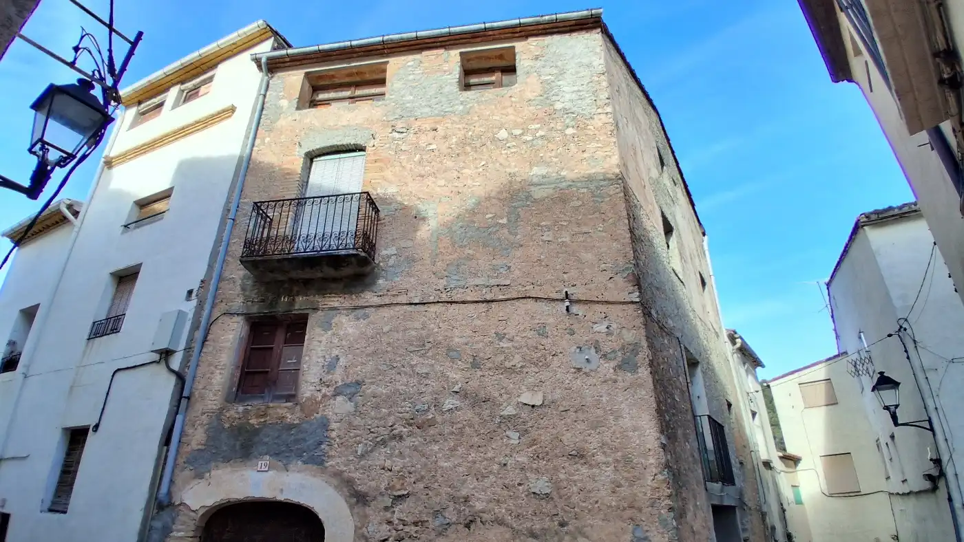 Vista exterior de Casa adosada en venda en La Torre de Fontaubella