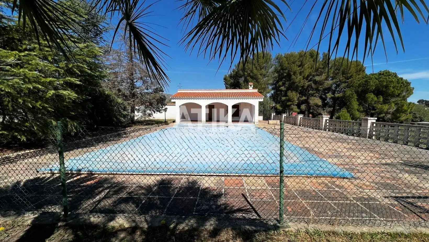 Casa o xalet en venda en Ontinyent amb Calefacció, Jardí privat i Traster