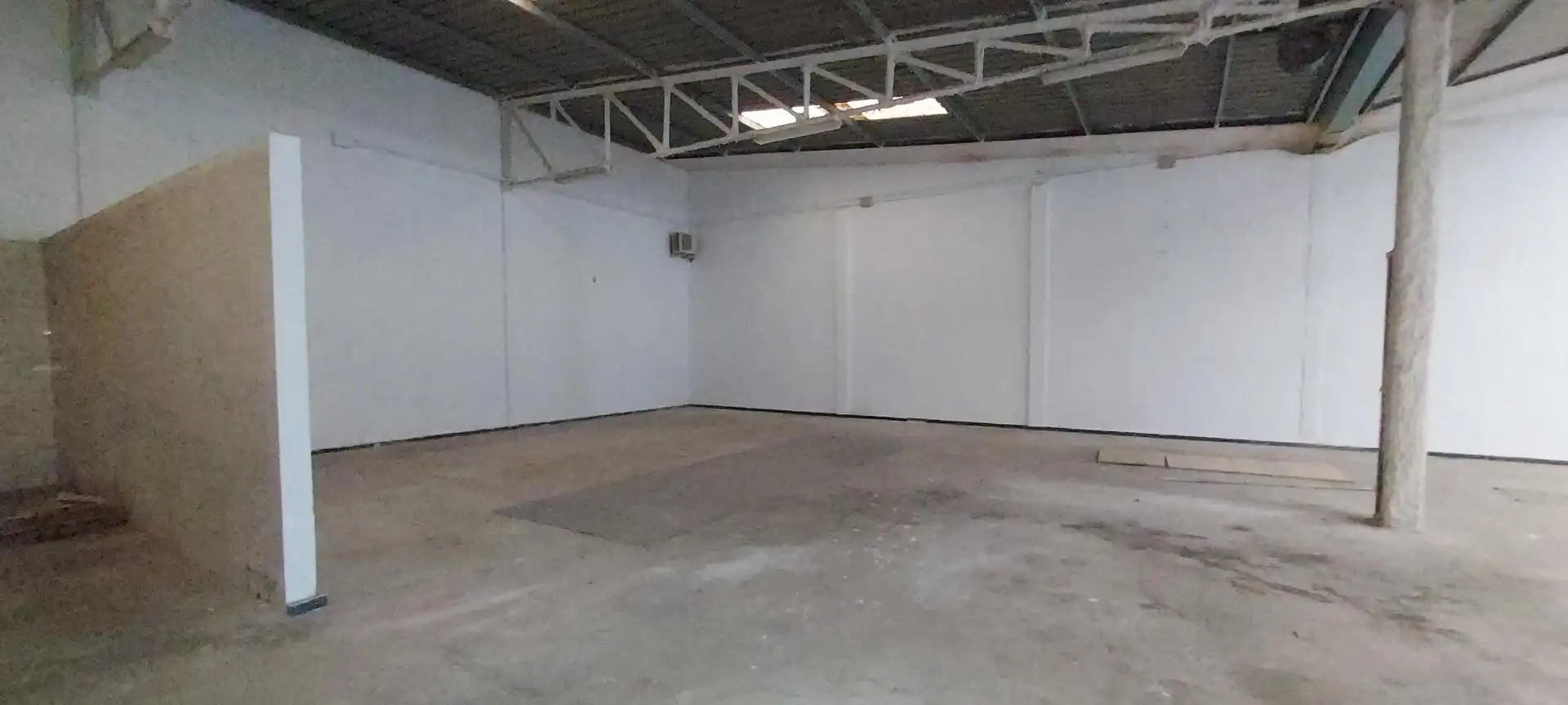 Industrial buildings for sale in Vista Azul - Consolación