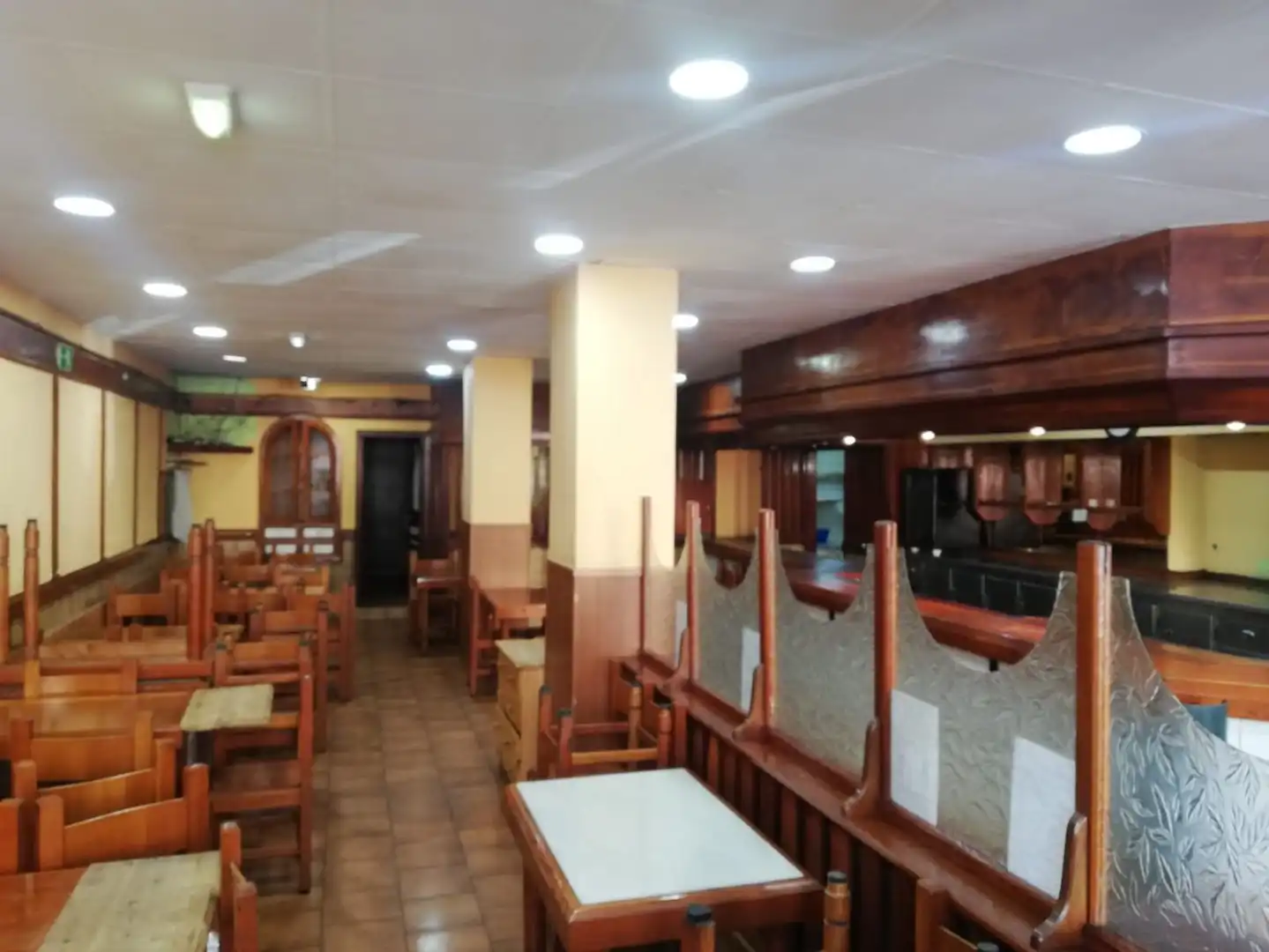 Local de alquiler en Gijón  con Amueblado