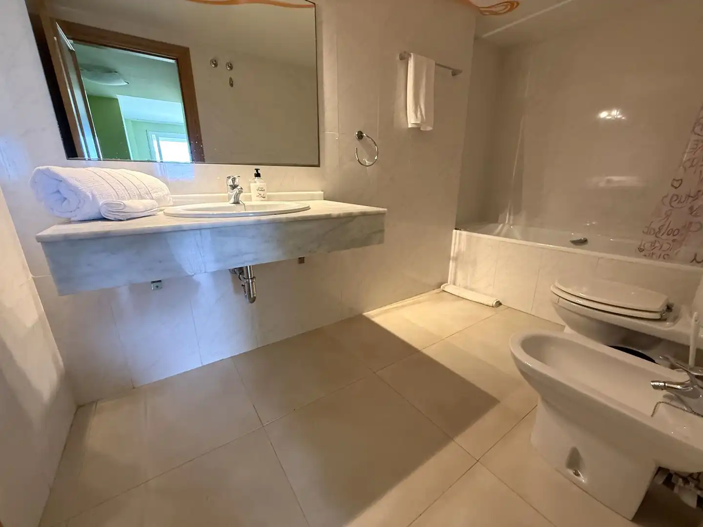 Bany de Apartament en venda en Eivissa amb Aire condicionat, Calefacció i Jardí privat