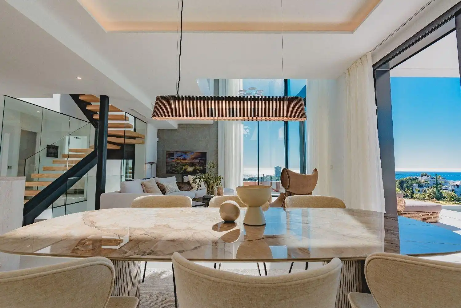 Comedor de Casa adosada en venta en Marbella con Calefacción, Jardín privado y Terraza