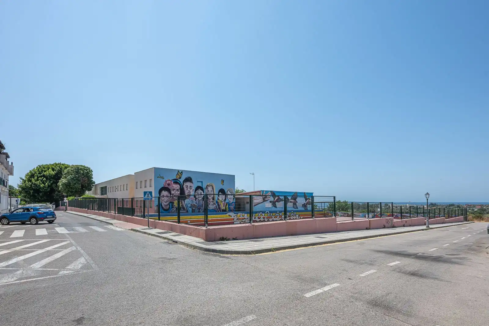 Vista exterior de Pis en venda en Estepona amb Aire condicionat, Terrassa i Internet