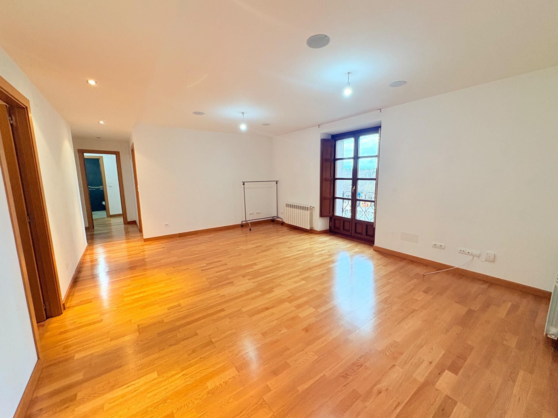 Living room of Apartment for sale in Ponferrada  with Heating, Storage room and Balcony