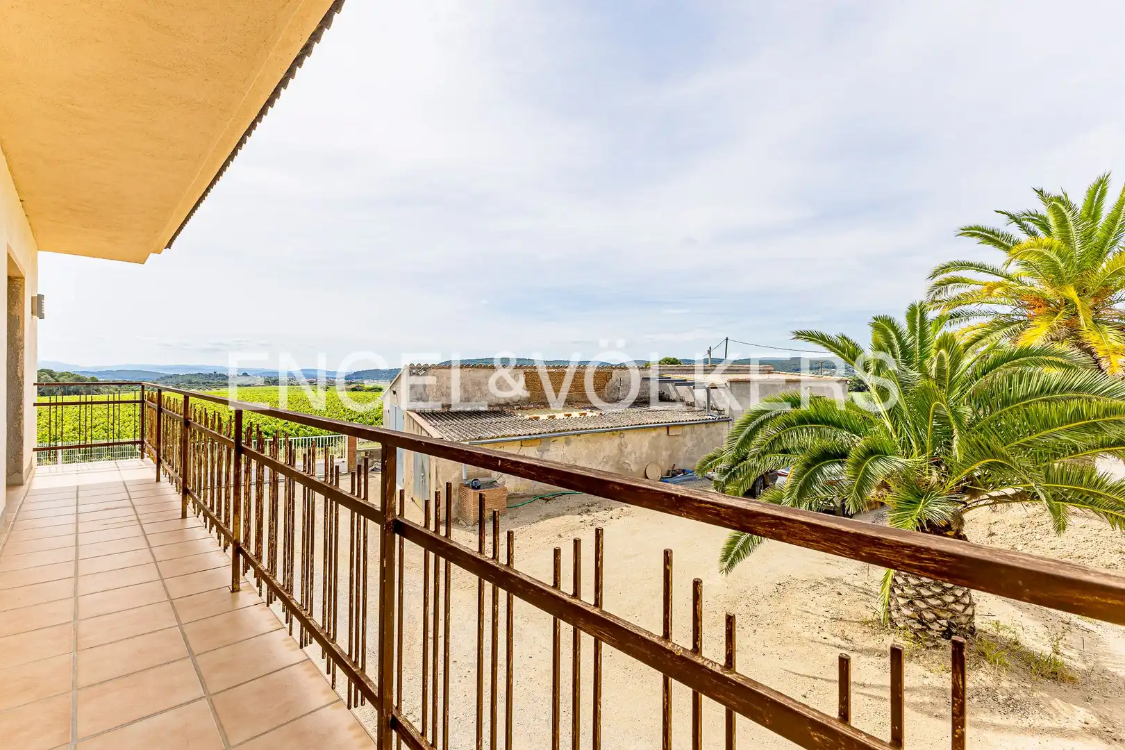 Casa amb terrassa en venda a Torrelles de Foix, imagen 13