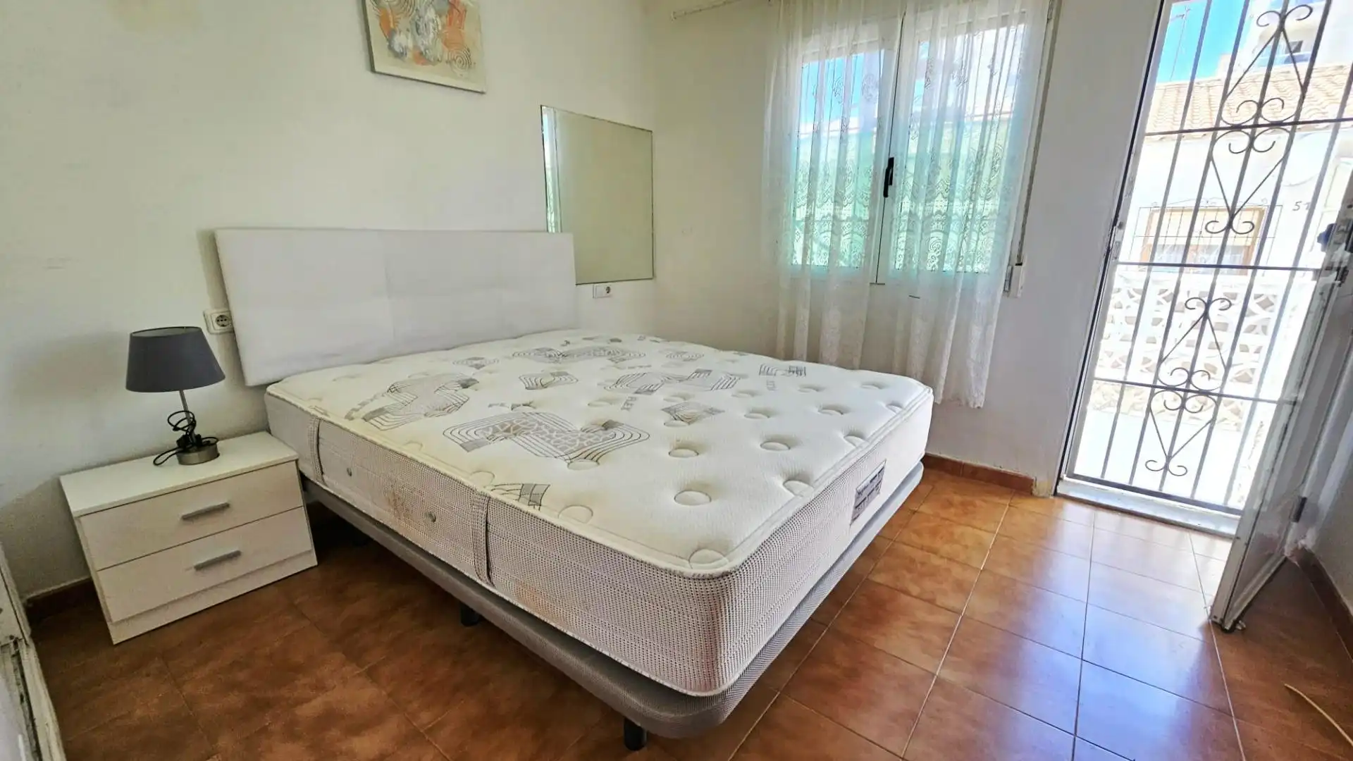 Dormitori de Casa o xalet en venda en Torrevieja amb Aire condicionat, Terrassa i Moblat