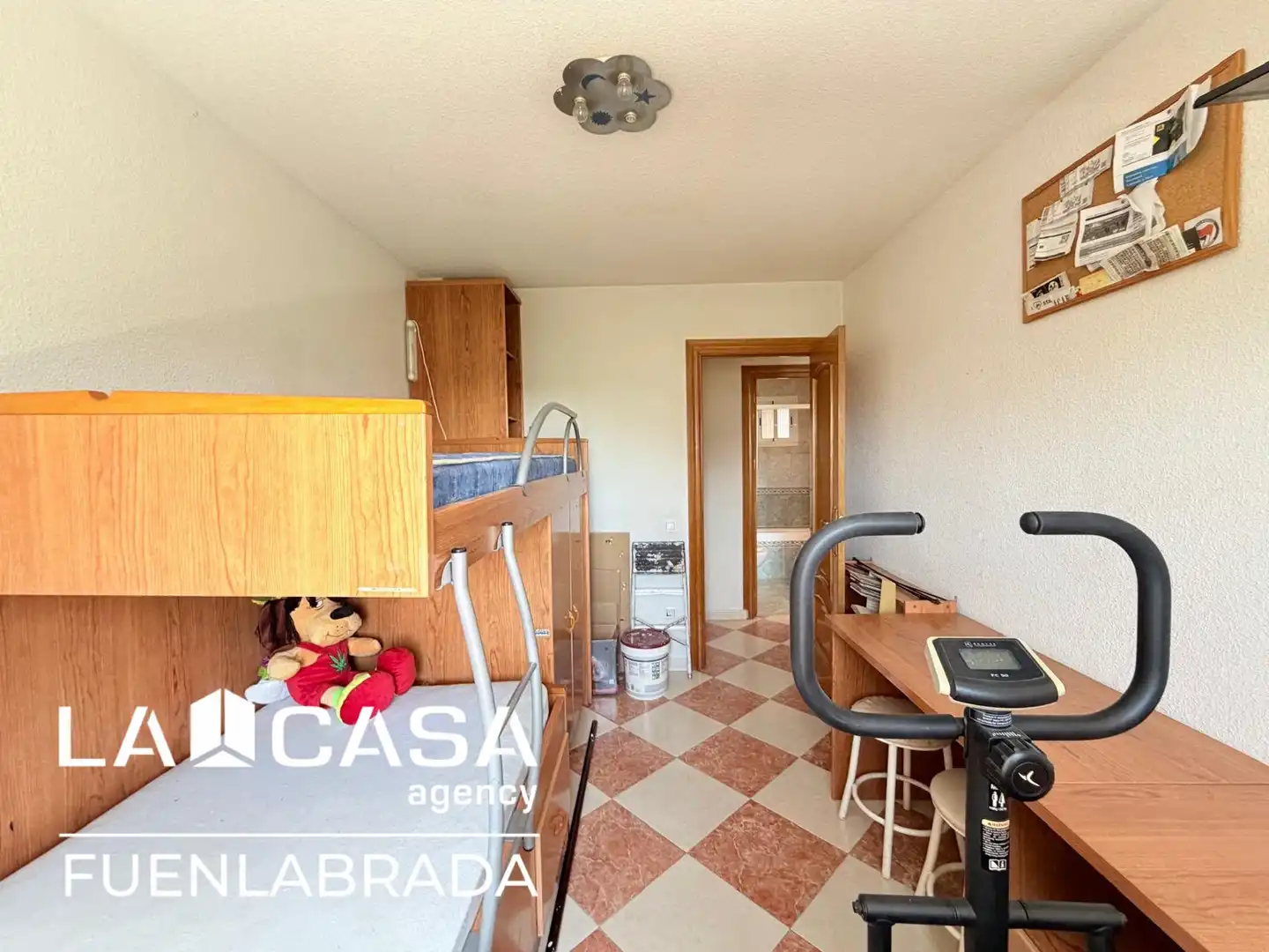 Piso en venta en Fuenlabrada con Aire acondicionado, Calefacción y Terraza
