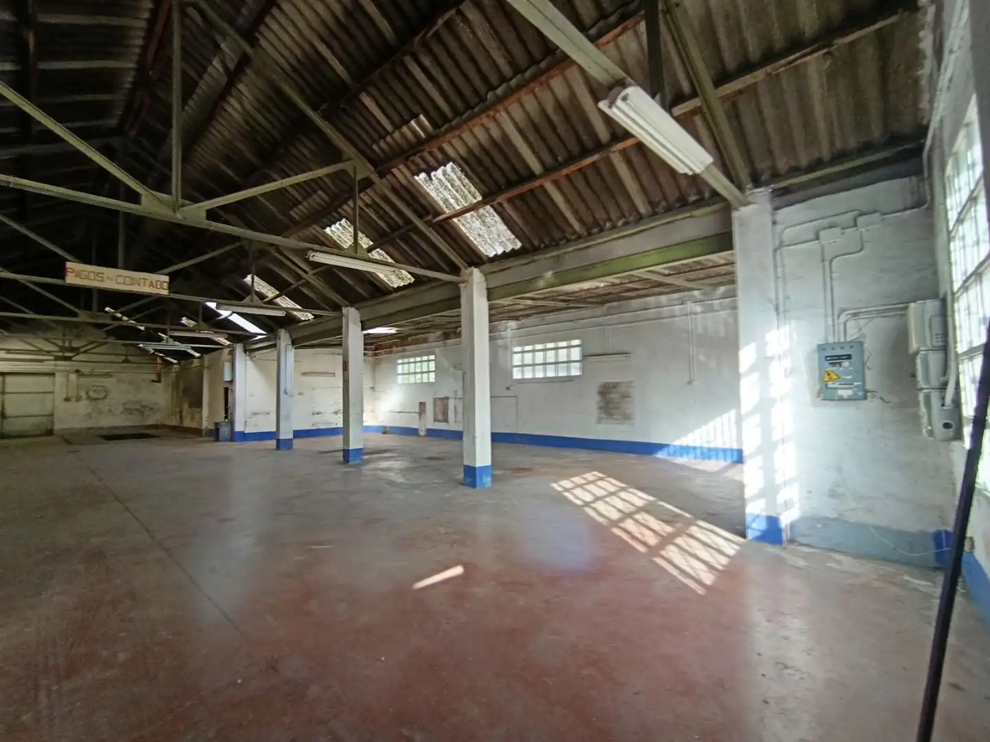 Vista exterior de Local en venta en Villacarriedo