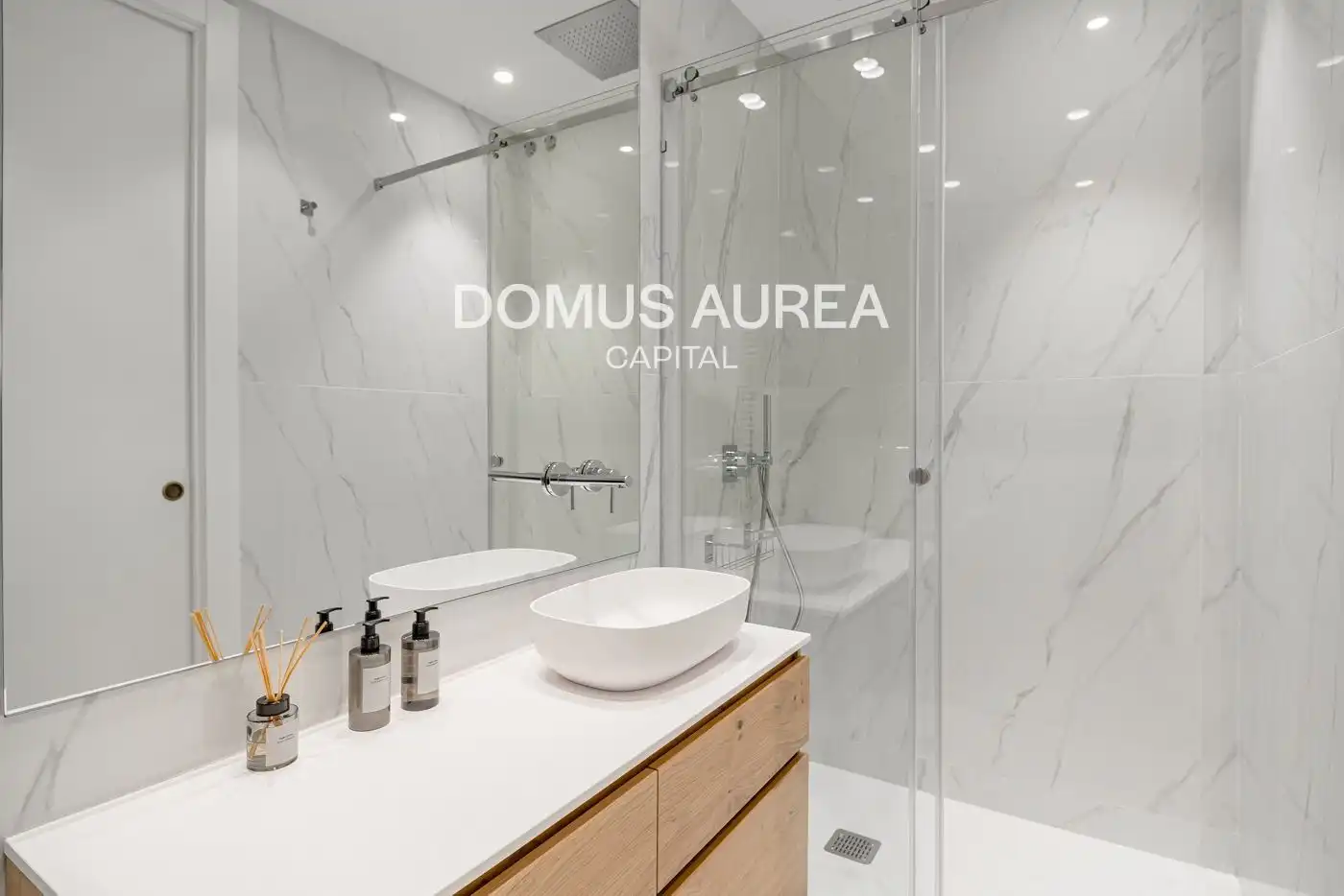 Baño de Piso en venta en Madrid con Aire acondicionado, Calefacción y Parquet
