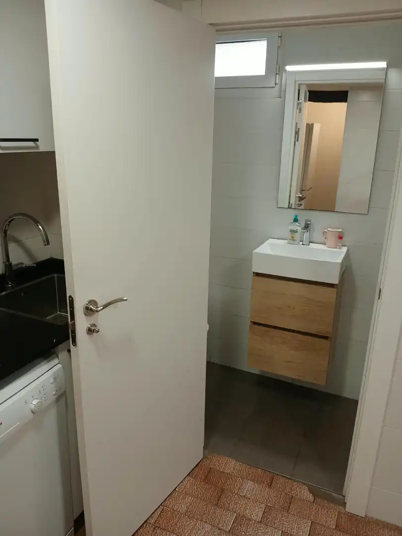 Badezimmer von Wohnung zur Miete in Irun  mit Heizung