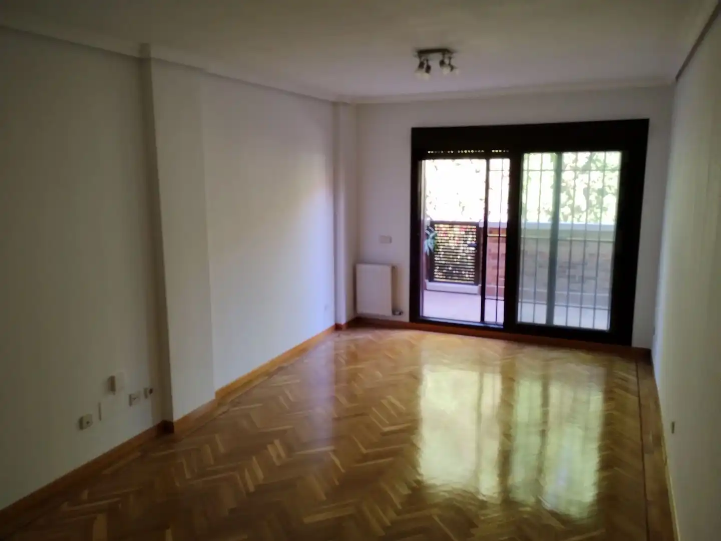 Piso en venta en  Madrid Capital con Terraza