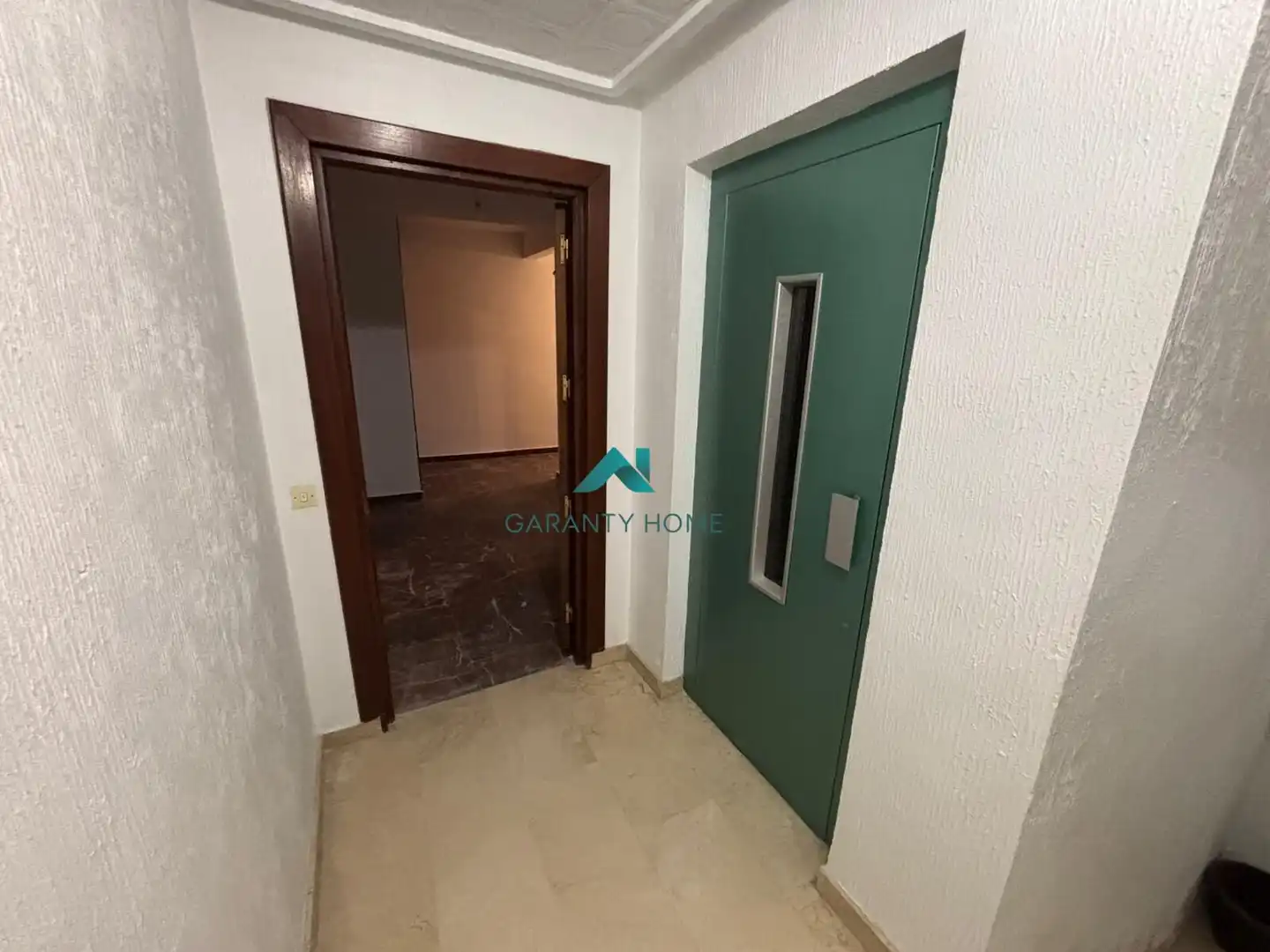 Flat for sale in Jaén  with Storage room, Furnished and Balcony