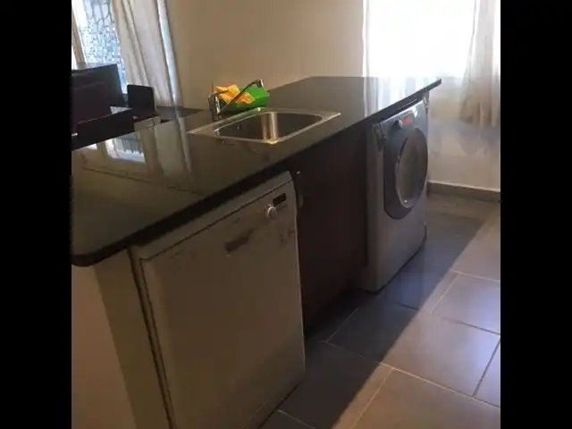 Piso de alquiler en Carrer del Portal Nou, 1, Centre - Barri Vell