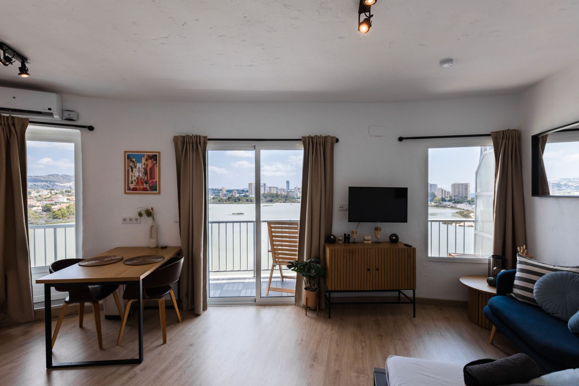 Habitación de Apartamento en venta en Calpe / Calp con Aire acondicionado, Terraza y Lavadora