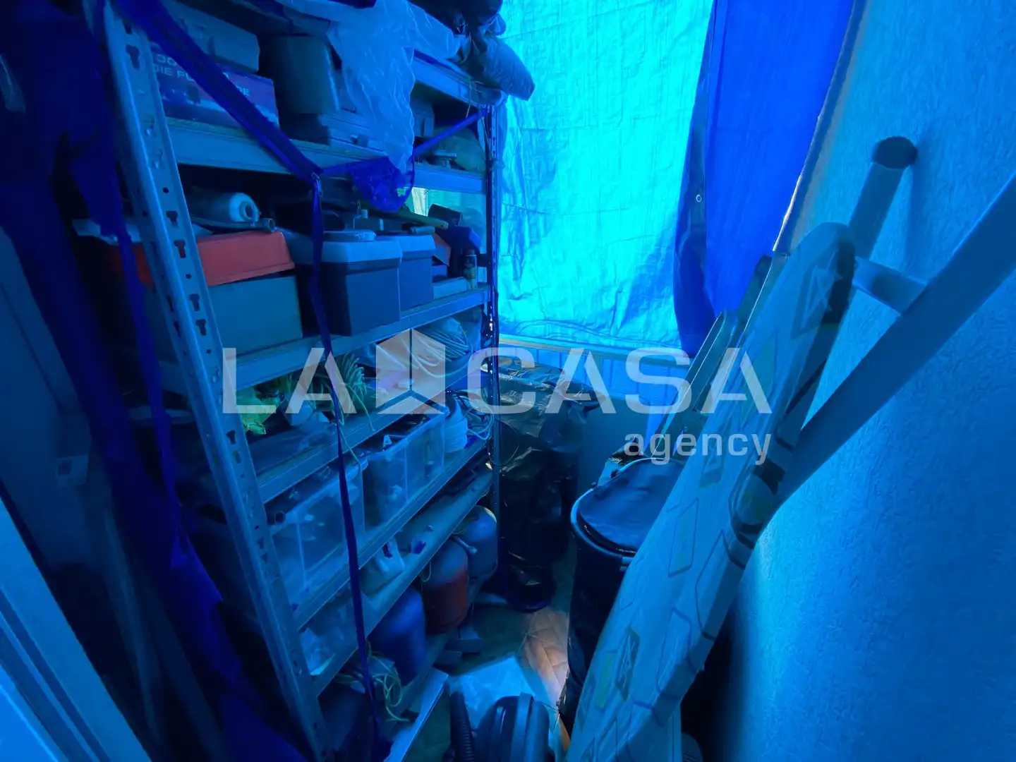 Piso en venta en Santa Coloma de Gramenet con Calefacción y Balcón