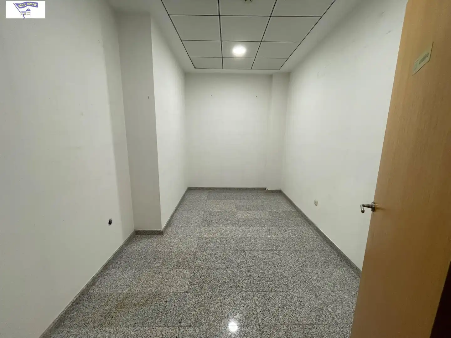 Bureau avec ascenseur à louer à Centro, imagen 19