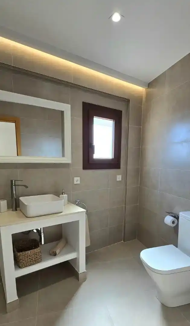 Bathroom of Detached homes for rent in Santa Eugènia  with Air Conditioner and Furnished