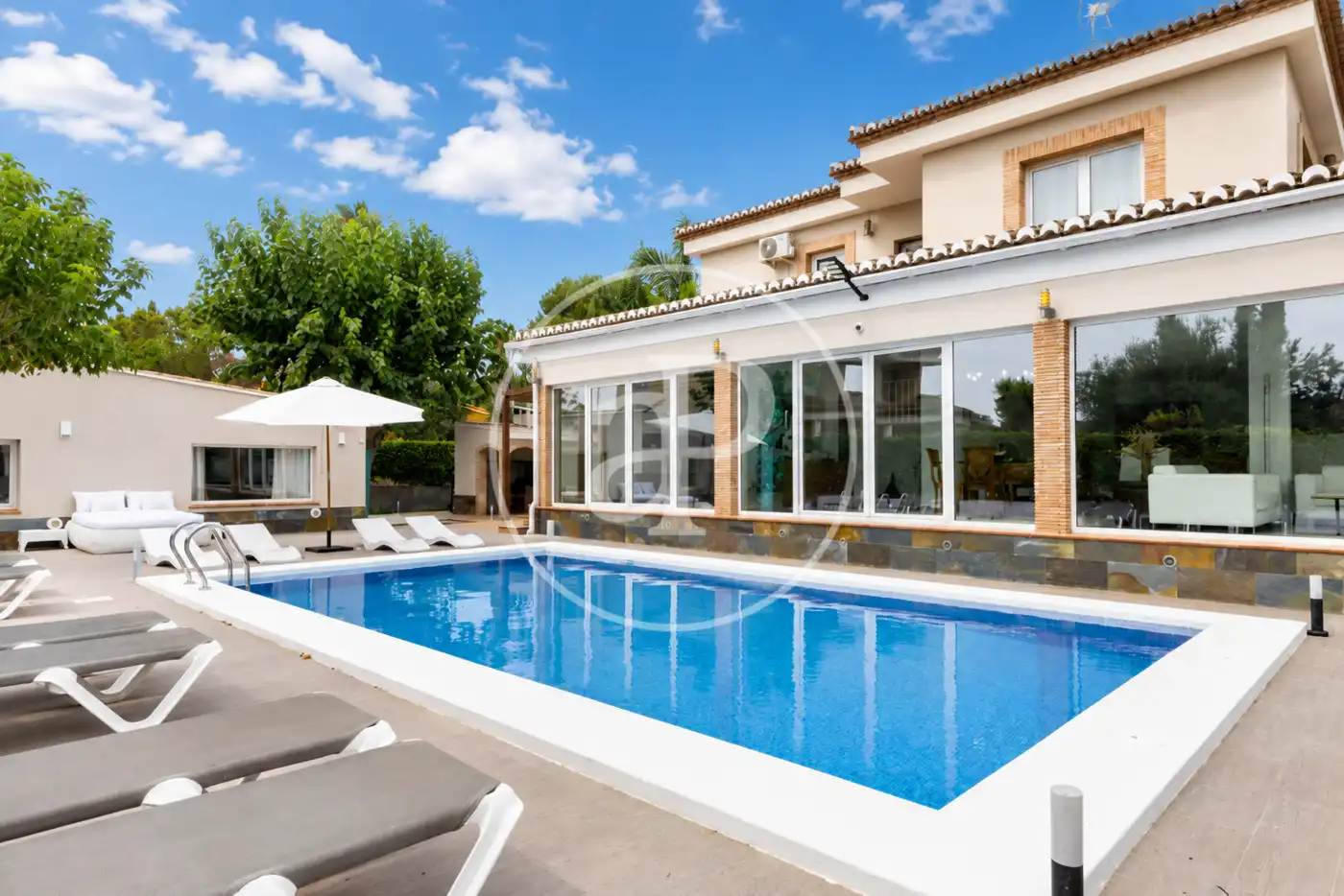 Piscina de Casa o chalet de alquiler en Bétera con Aire acondicionado, Calefacción y Jardín privado