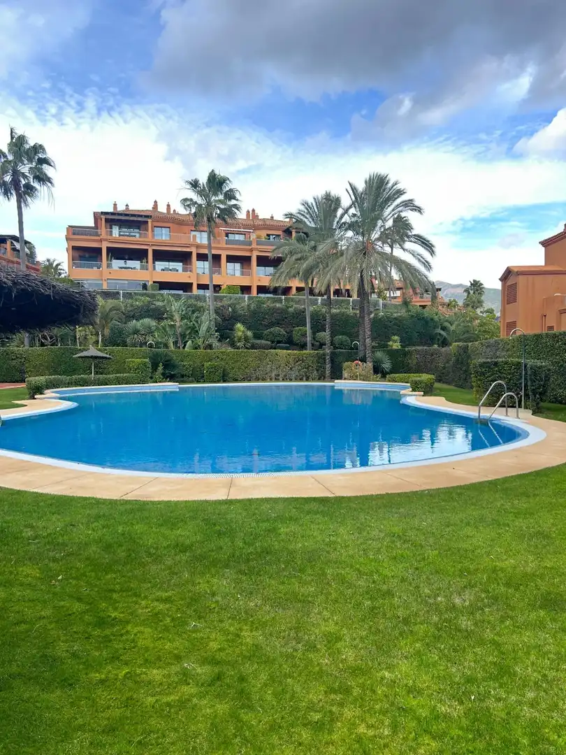 Jardín de Casa adosada en venta en Estepona con Aire acondicionado, Jardín privado y Amueblado