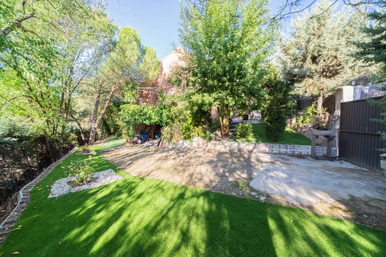 Garten von Haus oder Chalet zum Verkauf in Torrelodones mit Klimaanlage, Heizung und Privatgarten