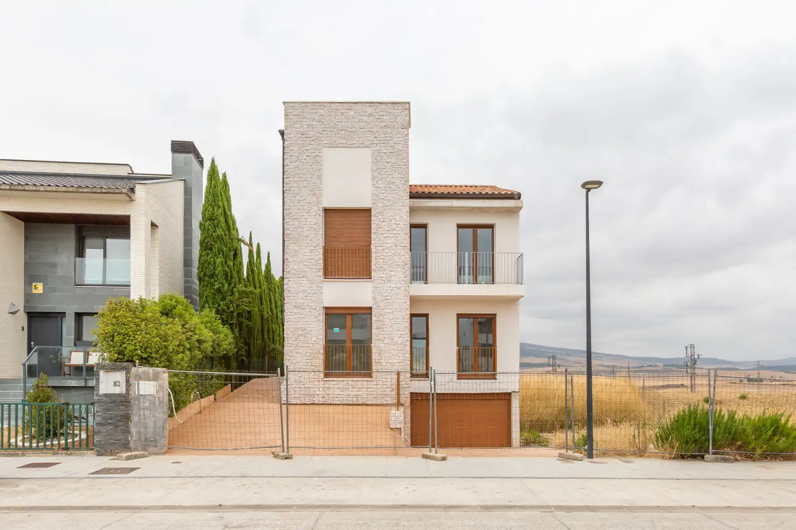 Vista exterior de Casa o xalet en venda en Galar amb Calefacció, Jardí privat i Terrassa