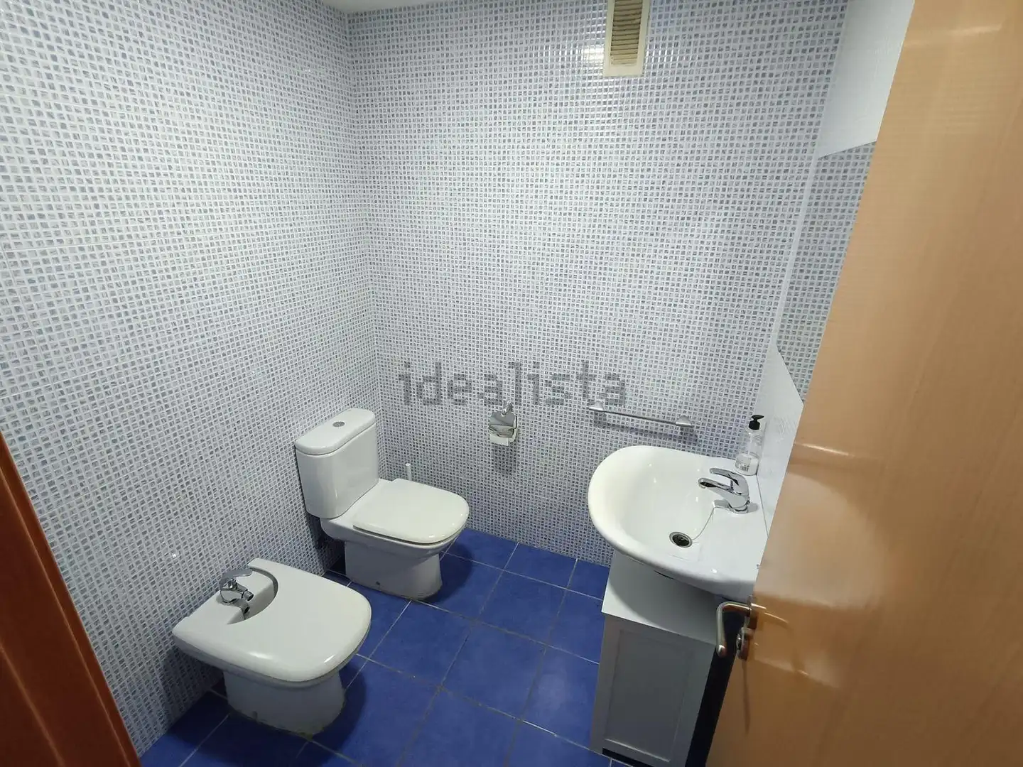 Baño de Piso en venta en Moncofa con Aire acondicionado, Terraza y Trastero