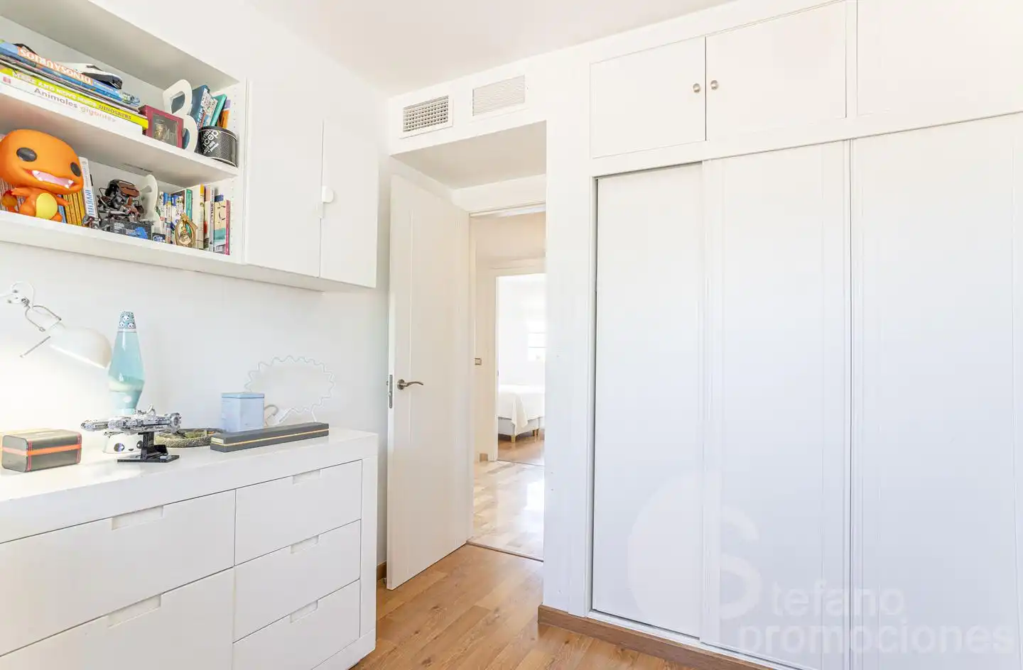 Habitación de Casa adosada en venta en Málaga con Aire acondicionado, Jardín privado y Terraza