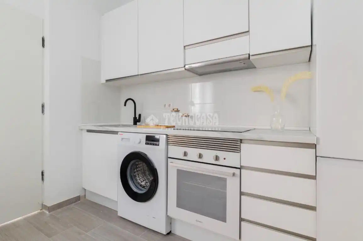 Cocina de Local en venta en Madrid
