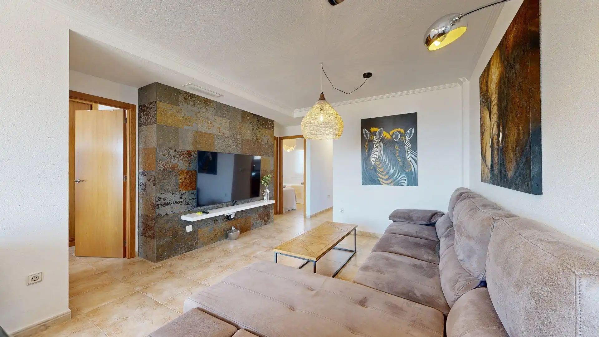 Sala de estar de Apartamento de alquiler en Elche / Elx con Aire acondicionado, Calefacción y Jardín privado
