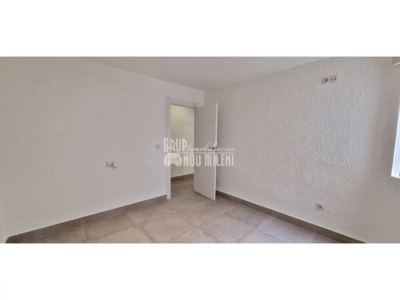 Habitación de Piso de alquiler en Catarroja con Aire acondicionado, Calefacción y Balcón