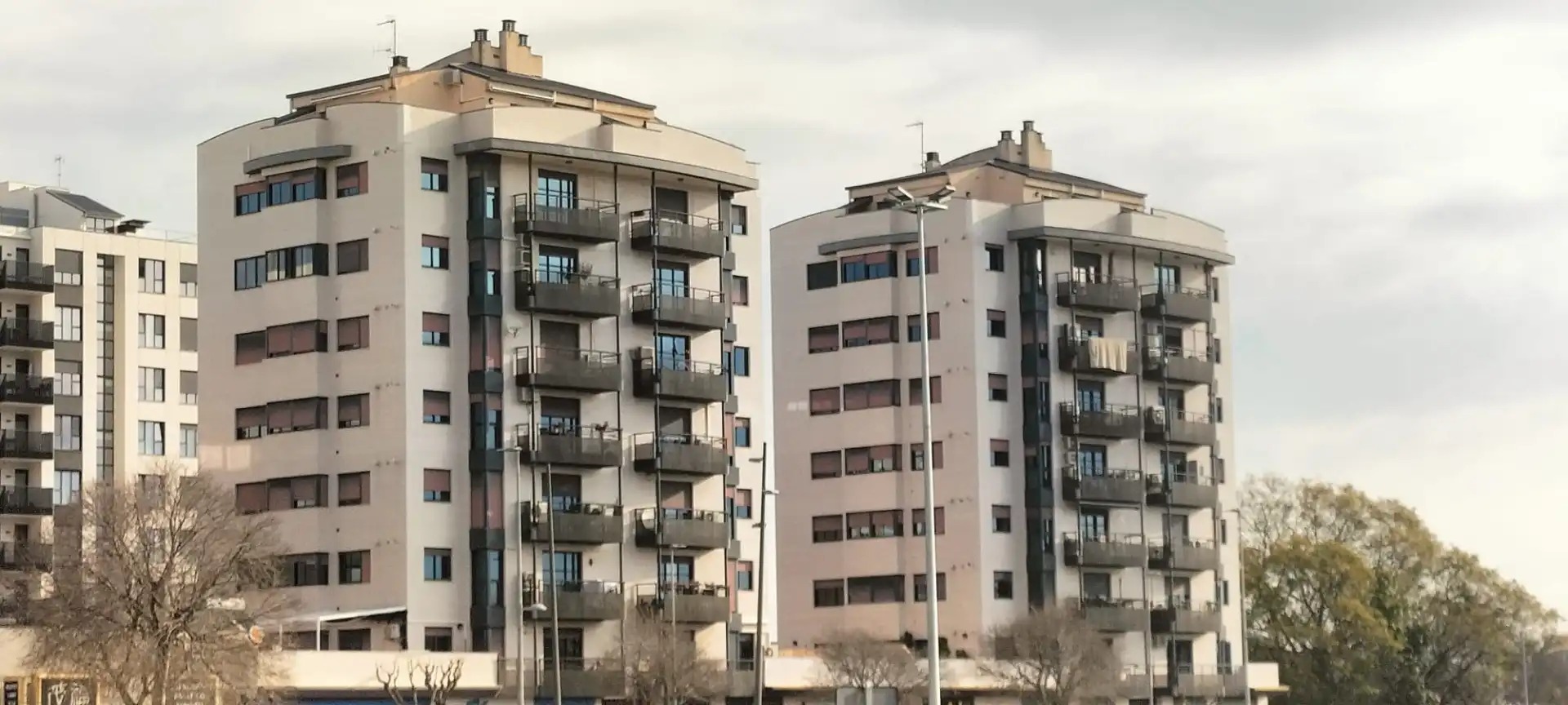 Vista exterior de Àtic en venda en Castellón de la Plana / Castelló de la Plana amb Aire condicionat, Calefacció i Terrassa
