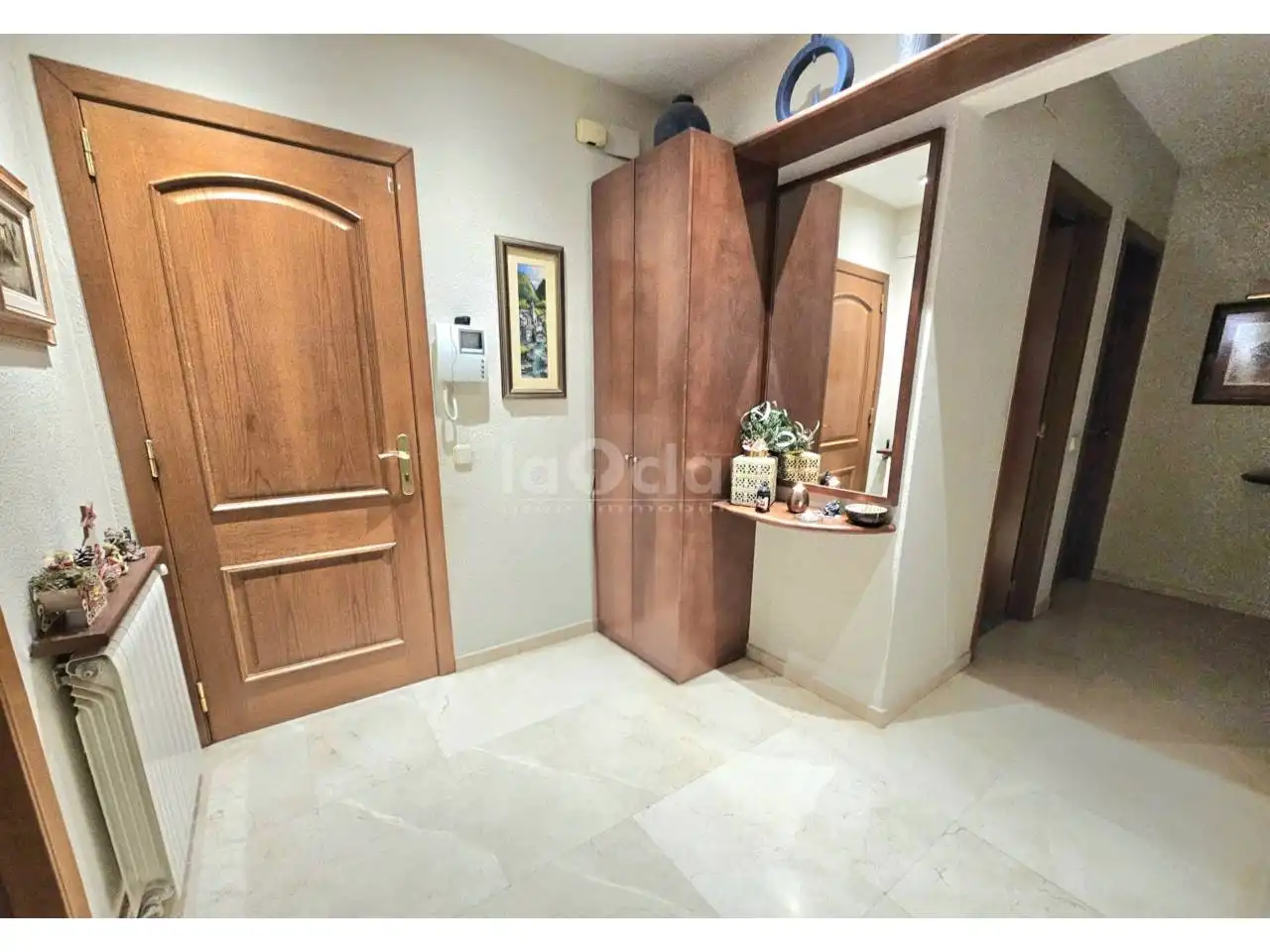 Casa adosada en venta en Vic con Calefacción y Terraza