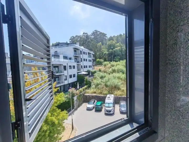 Vista exterior de Pis en venda en Baiona amb Calefacció, Traster i Balcó