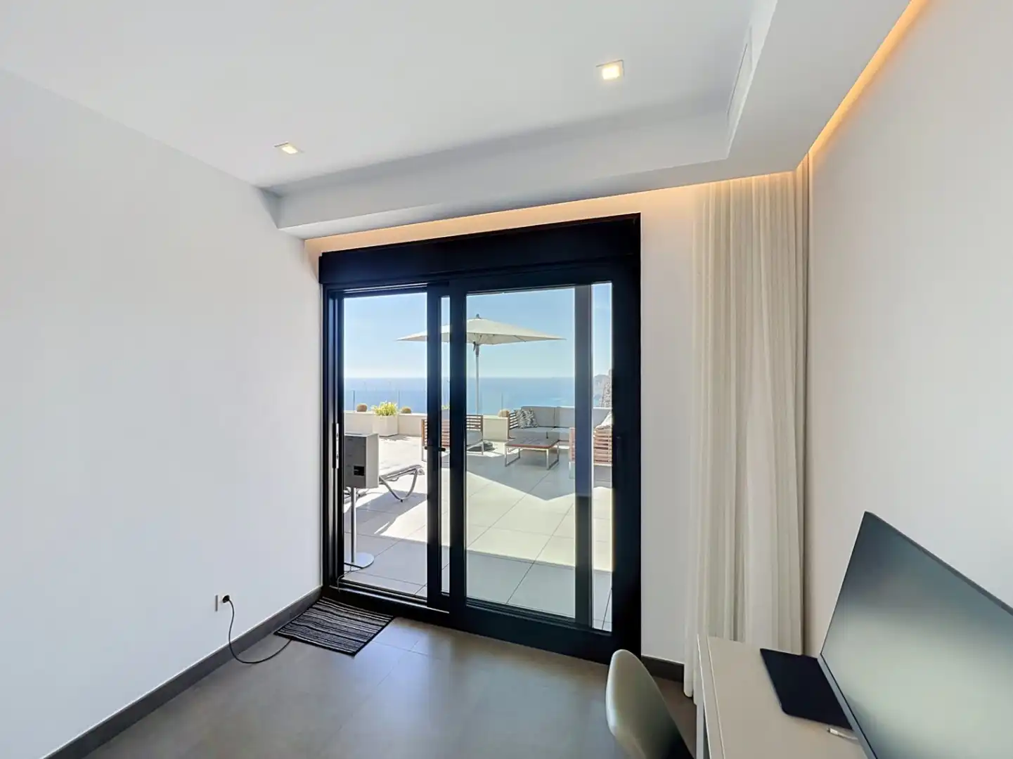 Penthouse with pool for sale in Cumbre del Sol, imagen 35