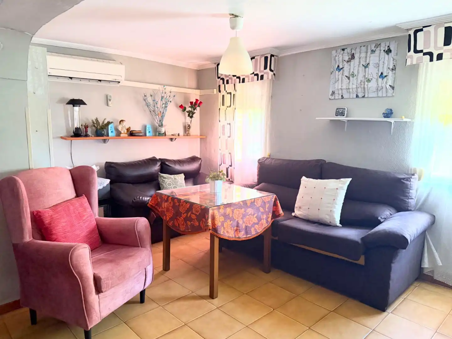 Sala de estar de Piso en venta en Sevilla con Aire acondicionado, Calefacción y Trastero