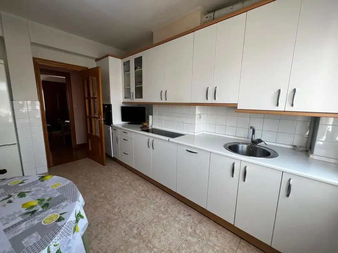 Küche von Wohnung zum Verkauf in Vitoria - Gasteiz mit Heizung und Abstellraum