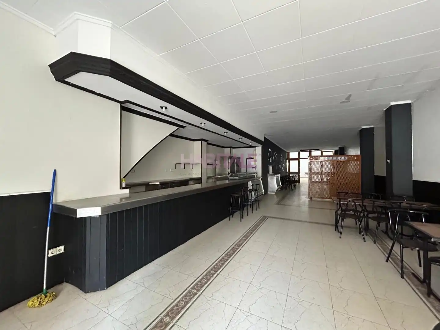 Local comercial en venda a Montserrat, imagen 2
