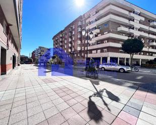 Exterior view of Office for sale in Oviedo 