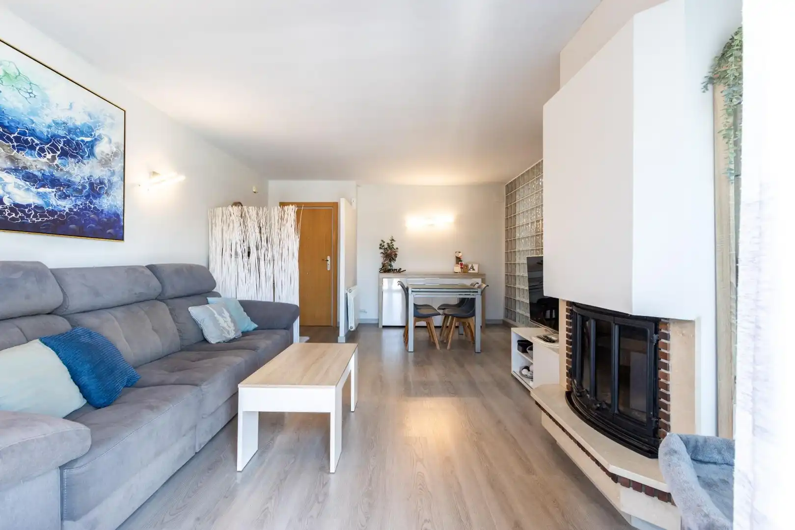 Sala de estar de Piso en venta en Polinyà con Aire acondicionado, Calefacción y Parquet