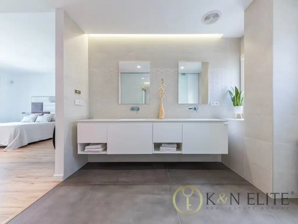Baño de Casa o chalet en venta en Petrer con Aire acondicionado, Jardín privado y Piscina