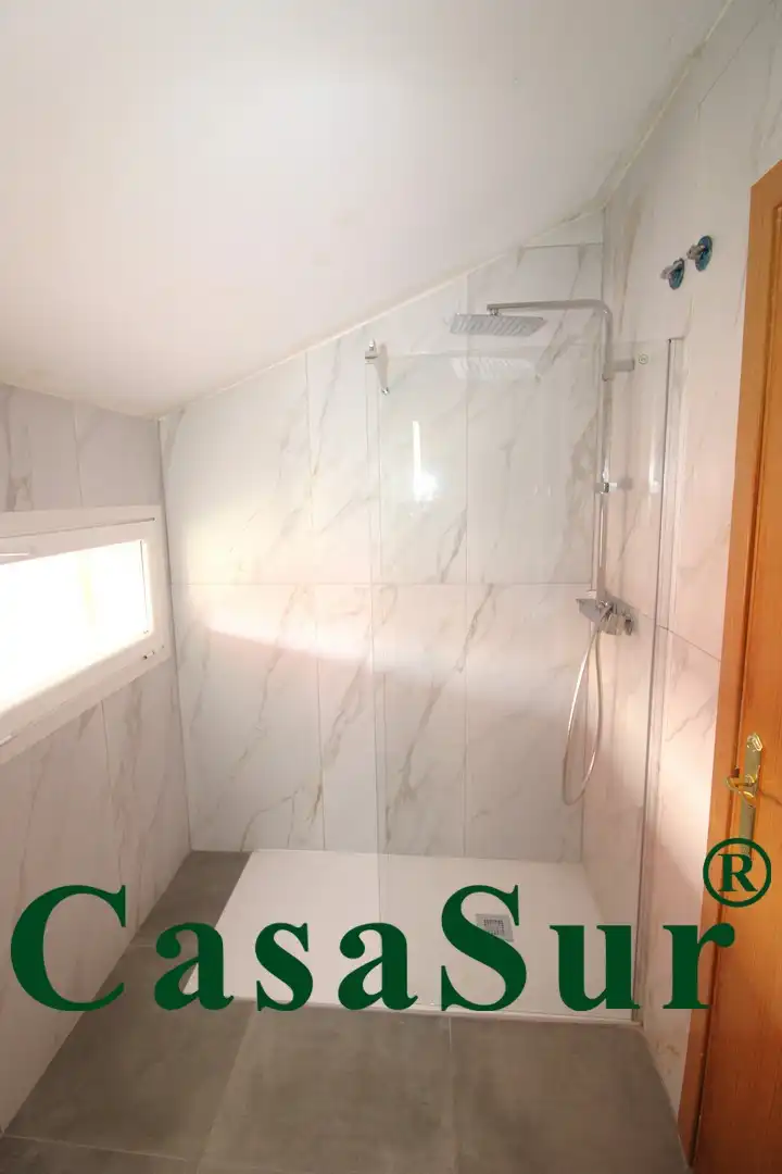 Baño de Casa o chalet en venta en Renedo de Esgueva con Calefacción, Jardín privado y Terraza