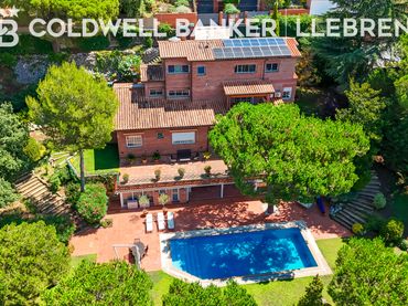 Casa con balcón en venta en Sarrià - Sant Gervasi