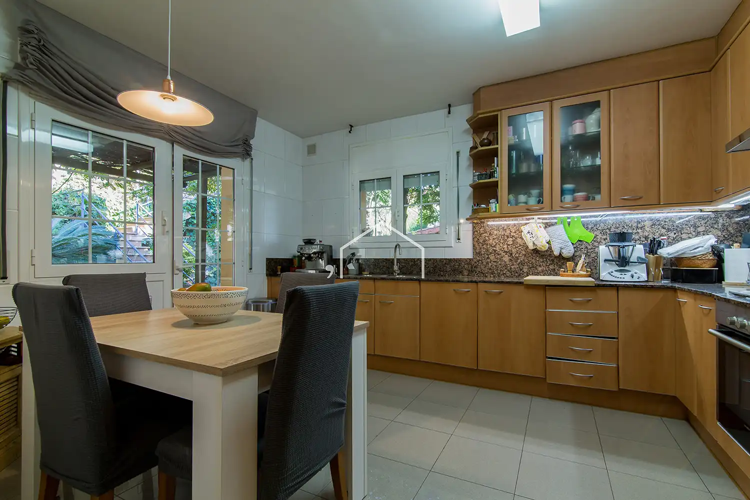 Küche von Haus oder Chalet zum Verkauf in Teià mit Klimaanlage, Heizung und Privatgarten