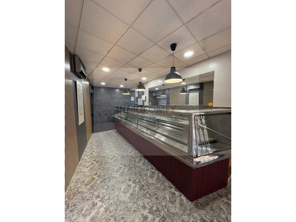 Local de lloguer en La Bisbal d'Empordà