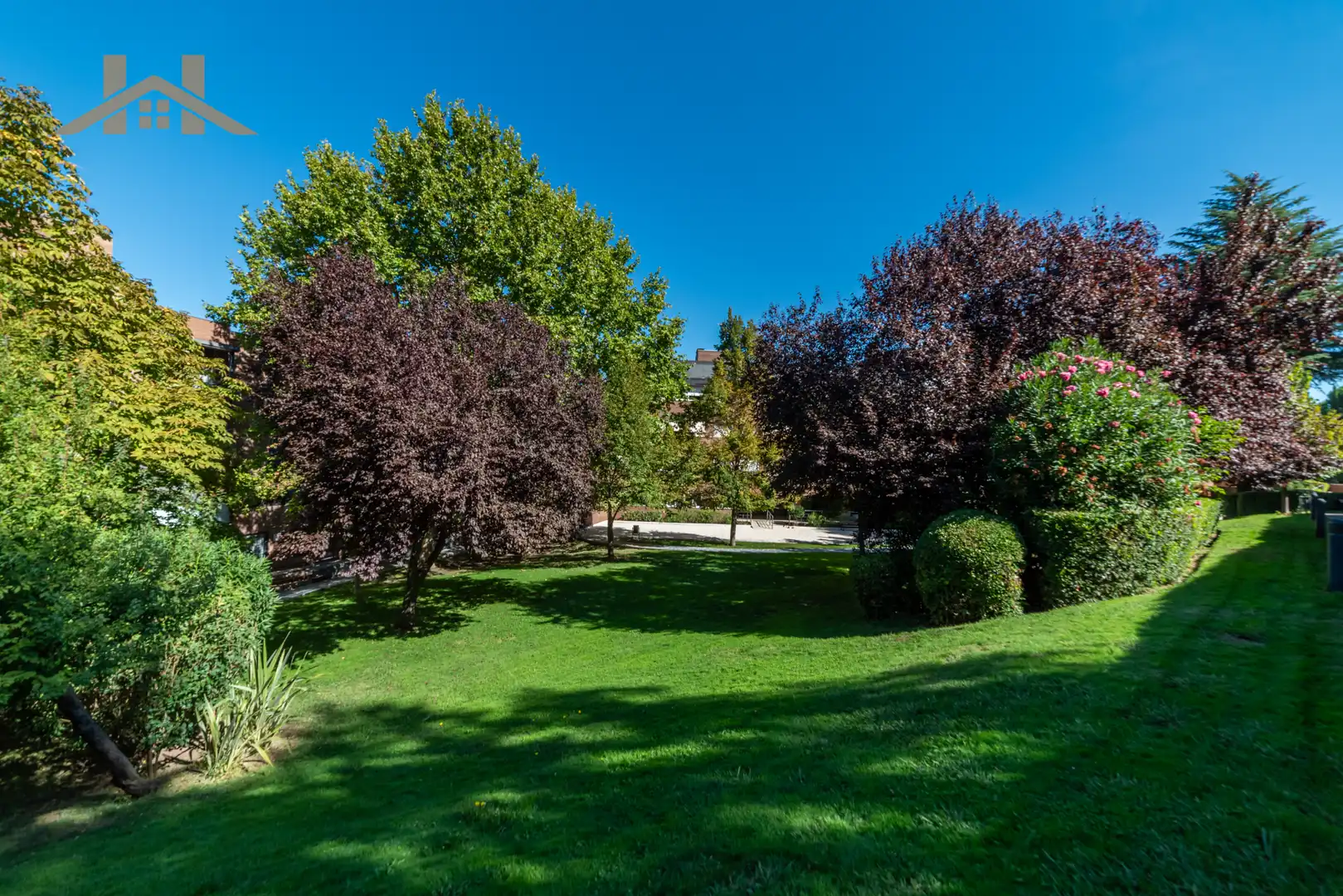 Jardín de Piso en venta en Avenida Europa