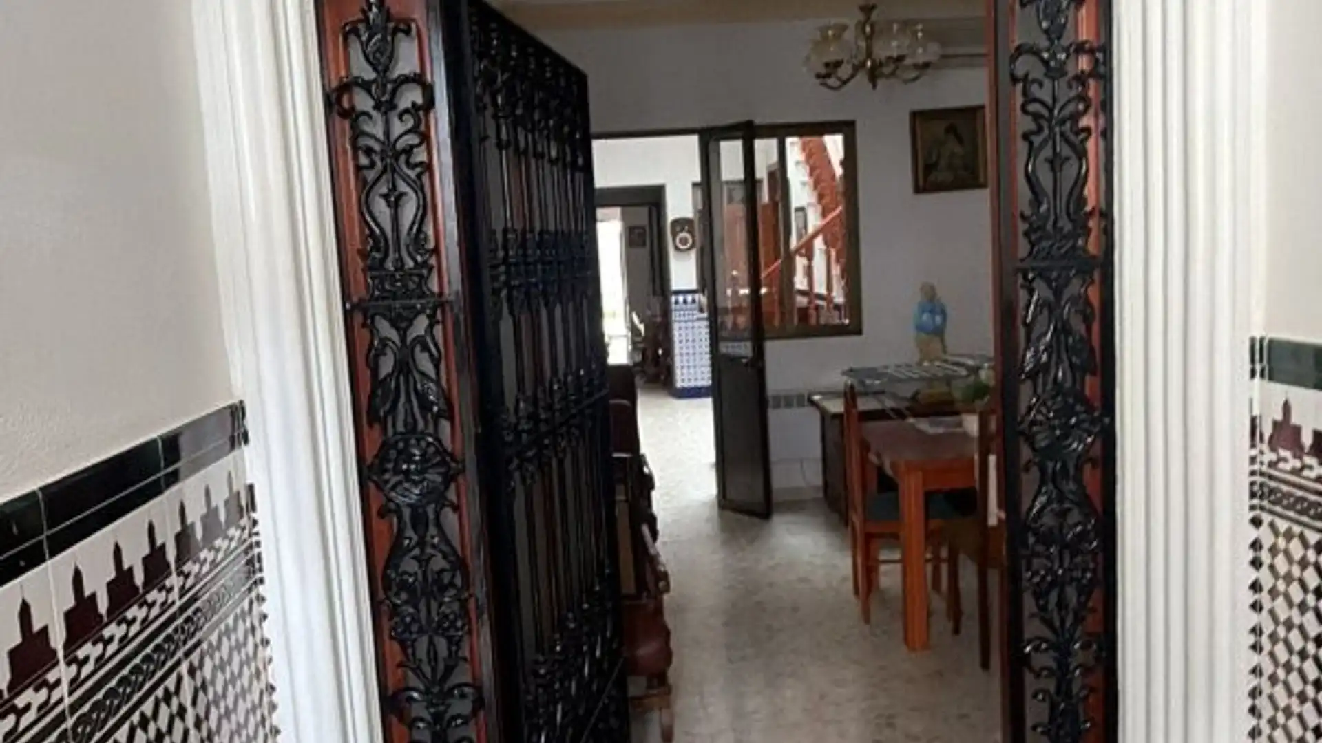 Casa o xalet en venda en Fuentes de Andalucía amb Moblat