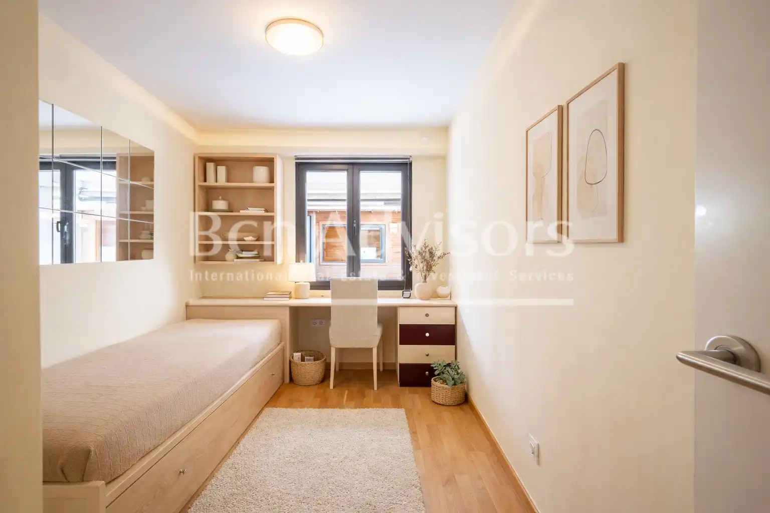 Bedroom of Flat for sale in Barcelona  with Air Conditioner, Heating and Parquet flooring