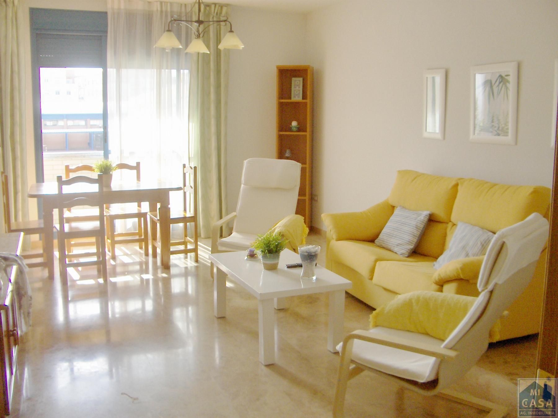 Living room of Flat to rent in Mérida  with Air Conditioner, Terrace and Storage room