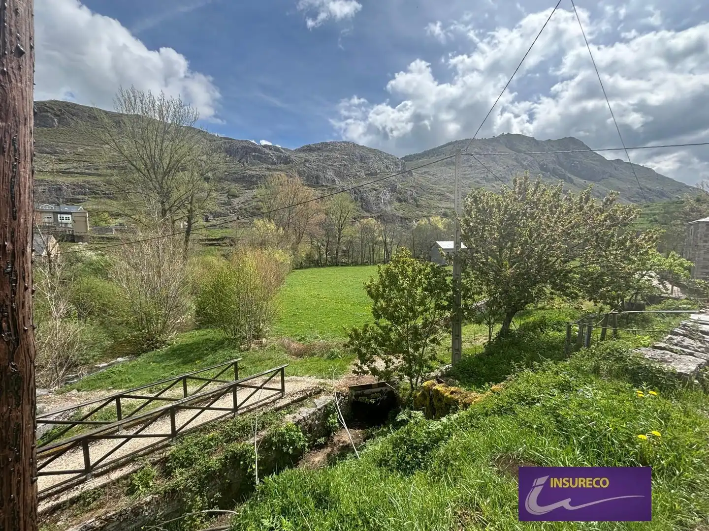 Casa o chalet en venta en Cabrillanes con Calefacción, Jardín privado y Trastero