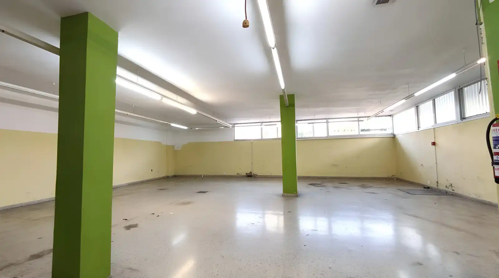 Local comercial en alquiler en Urazandi Kalea, imagen 4
